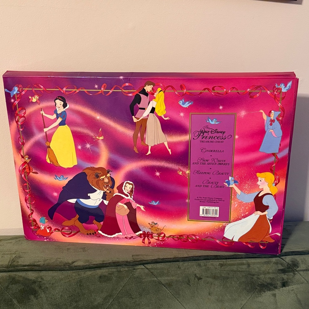 Vintage Walt Disney Princess Treasure Chest Book Set - Picture 13 of 15